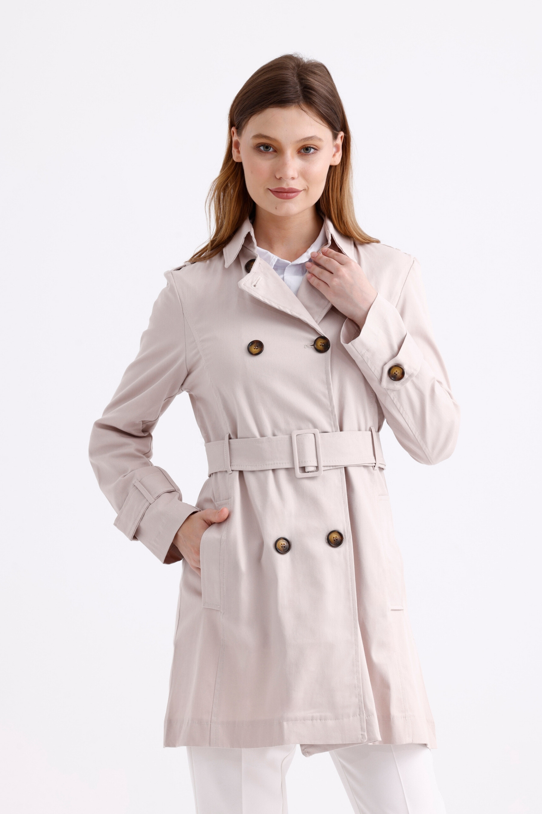 Pastelastore%20Esnek%20Pamuk%20Gabardin%20Kısa%20(80cm)%20Omuz%20Apoletli%20Kemerli%20Kadın%20Trençkot%201120
