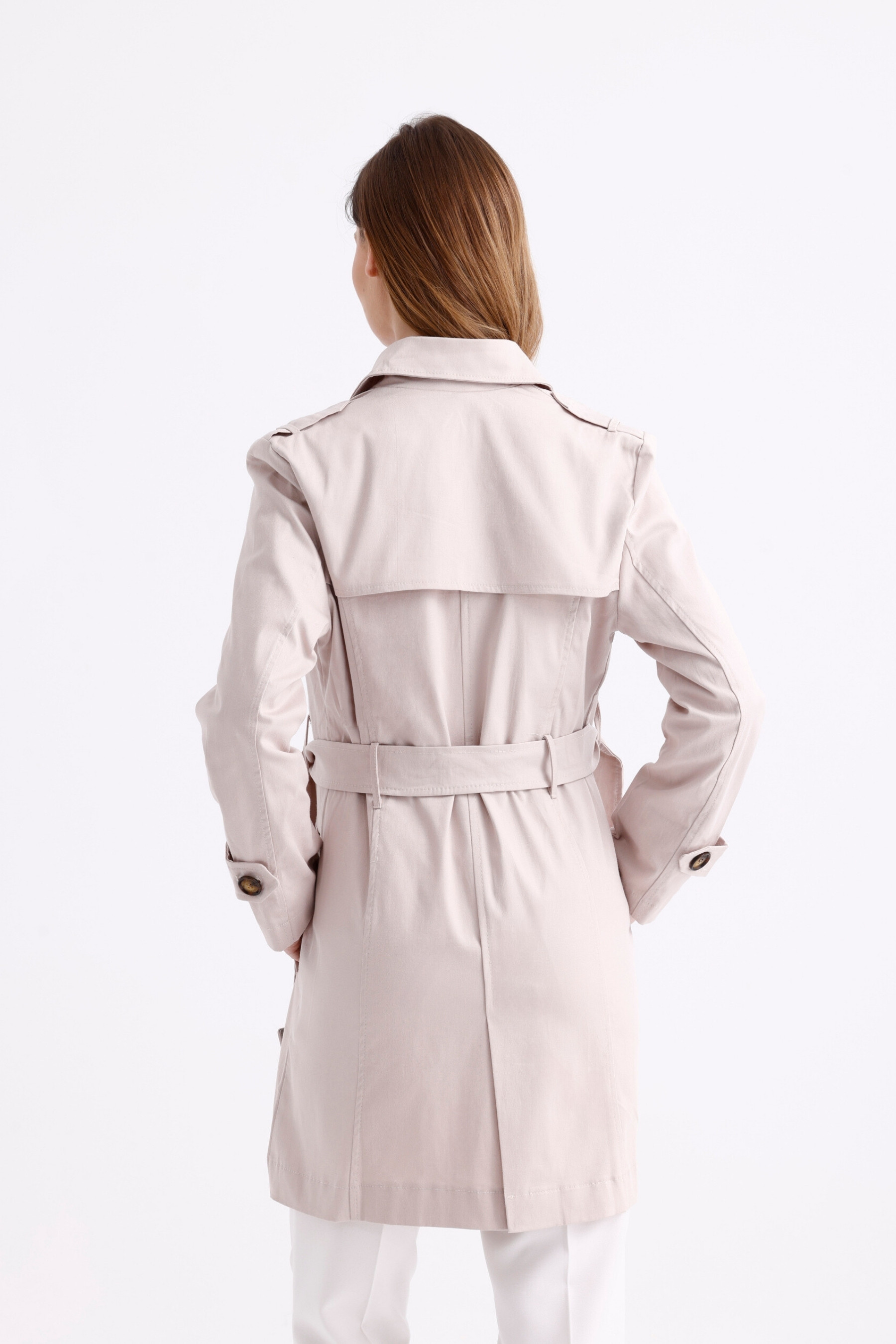Pastelastore%20Esnek%20Pamuk%20Gabardin%20Kısa%20(80cm)%20Omuz%20Apoletli%20Kemerli%20Kadın%20Trençkot%201120