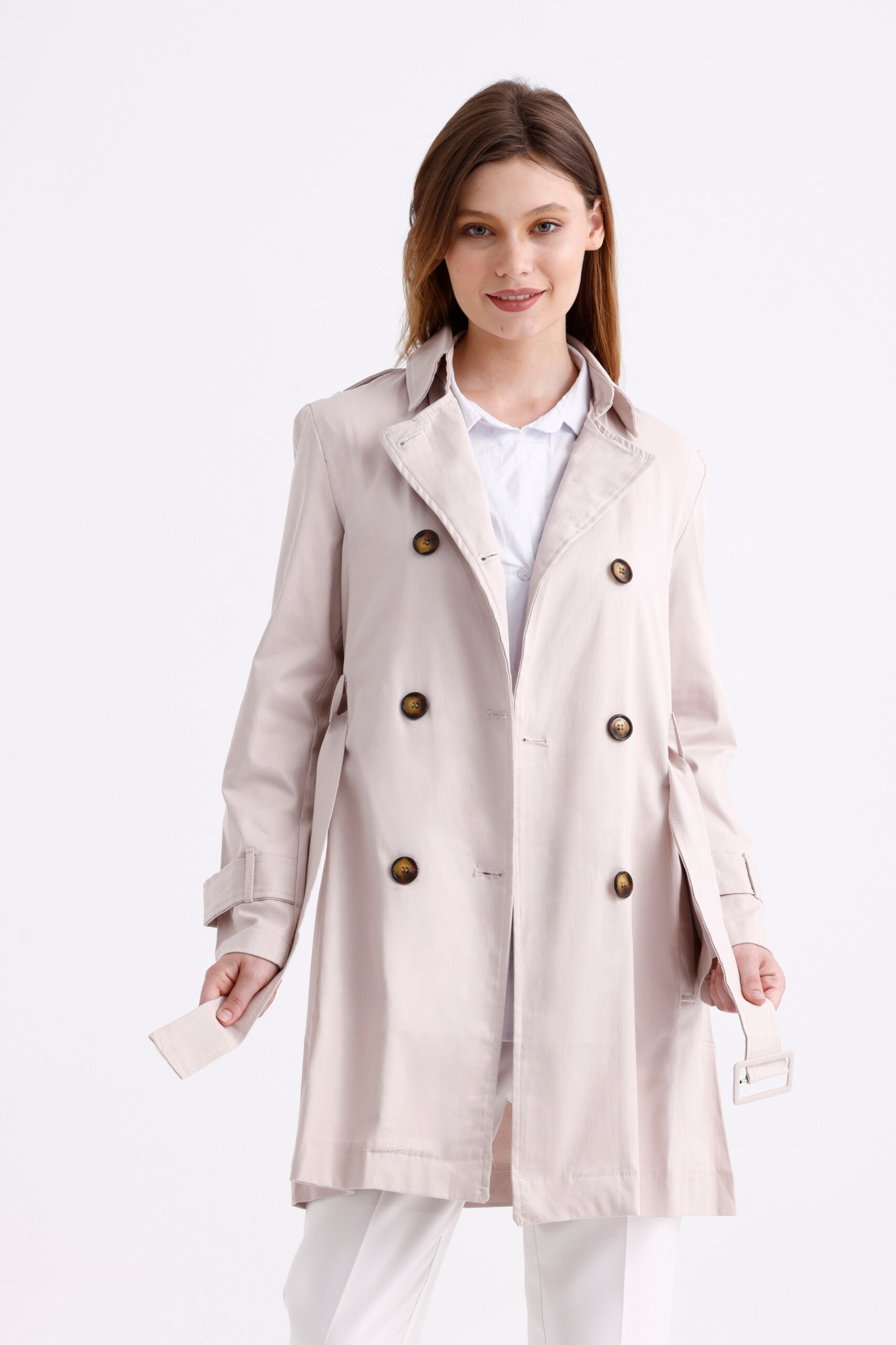 Pastelastore%20Esnek%20Pamuk%20Gabardin%20Kısa%20(80cm)%20Omuz%20Apoletli%20Kemerli%20Kadın%20Trençkot%201120