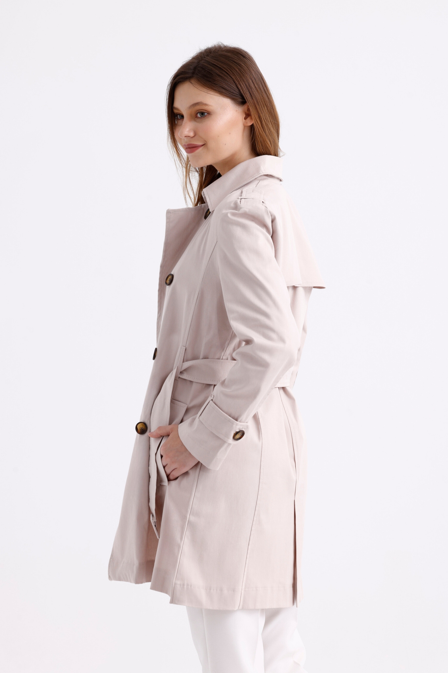 Pastelastore%20Esnek%20Pamuk%20Gabardin%20Kısa%20(80cm)%20Omuz%20Apoletli%20Kemerli%20Kadın%20Trençkot%201120