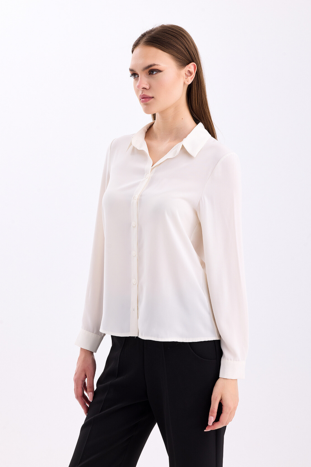 Düğmeli Basic Gömlek 2010