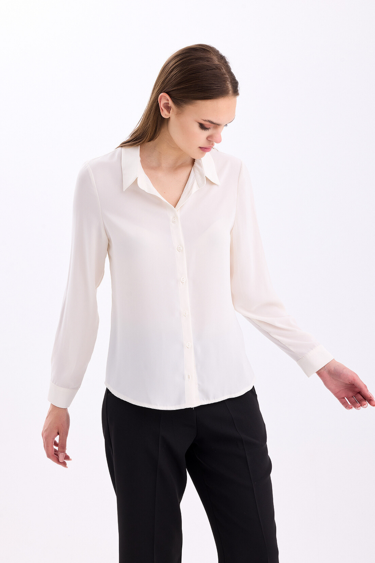 Düğmeli Basic Gömlek 2010