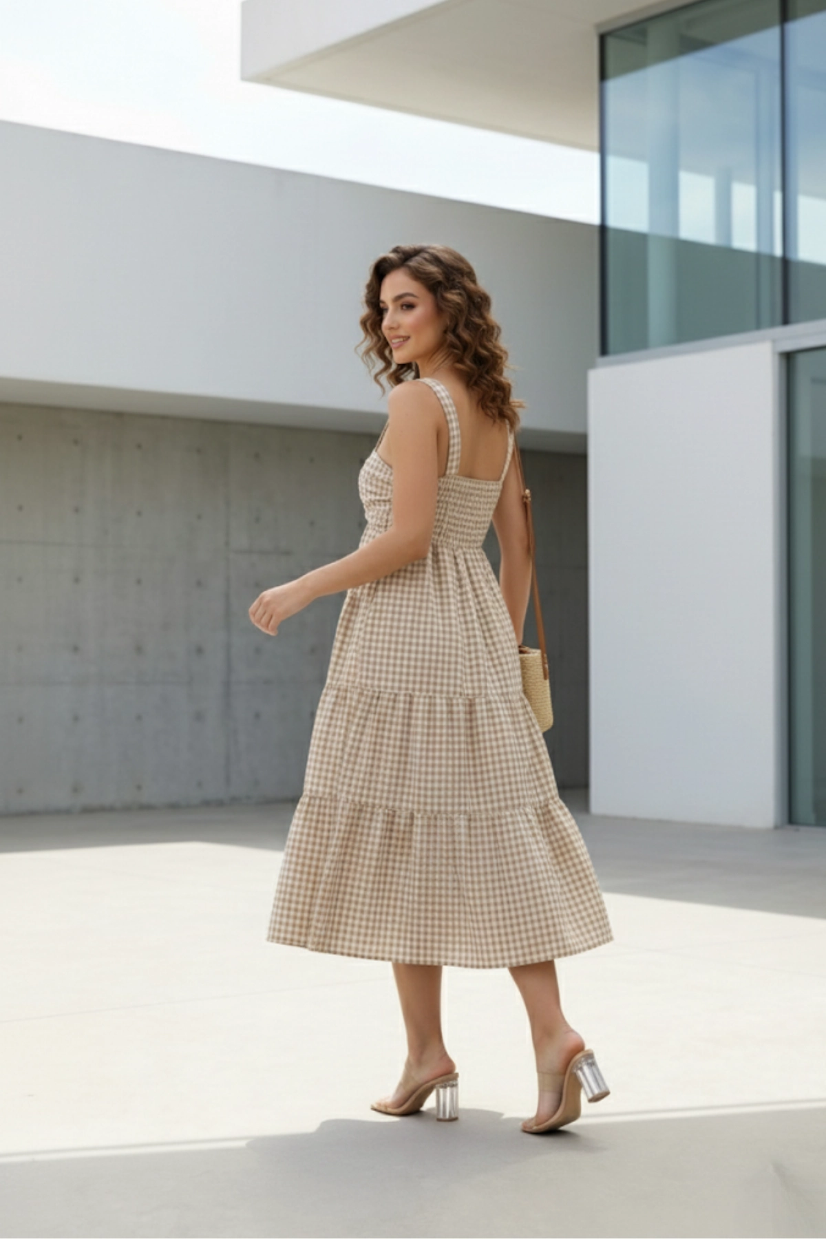 Askılı Pötikare Desenli Yazlık Midi Boy Kadın Elbise 1300