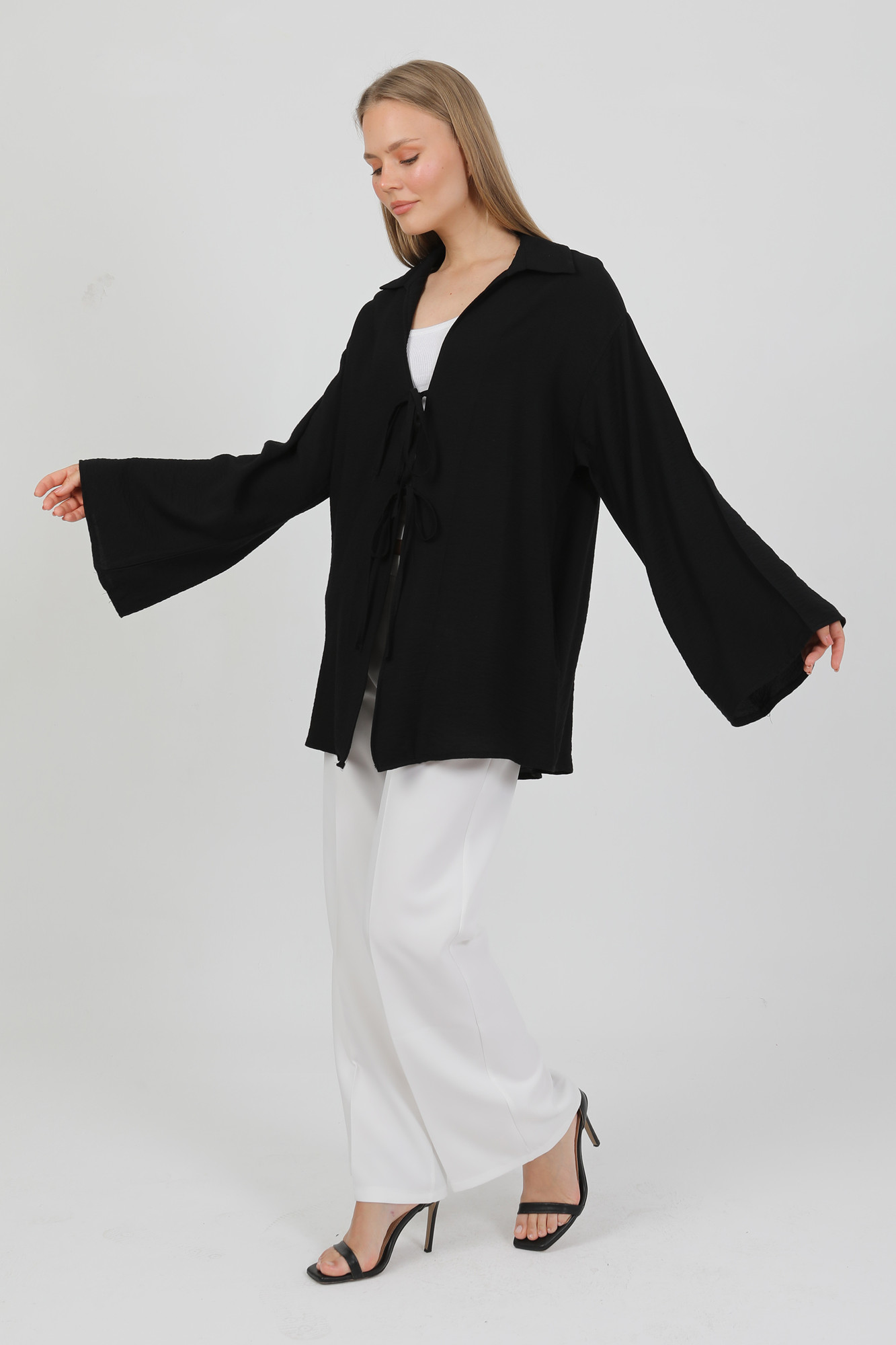 Doğal Viskon Kumaş Cepli Bağcıklı Kadın Kimono 1167 – Hafif, Dökümlü, Akışkan, Yazlık Model