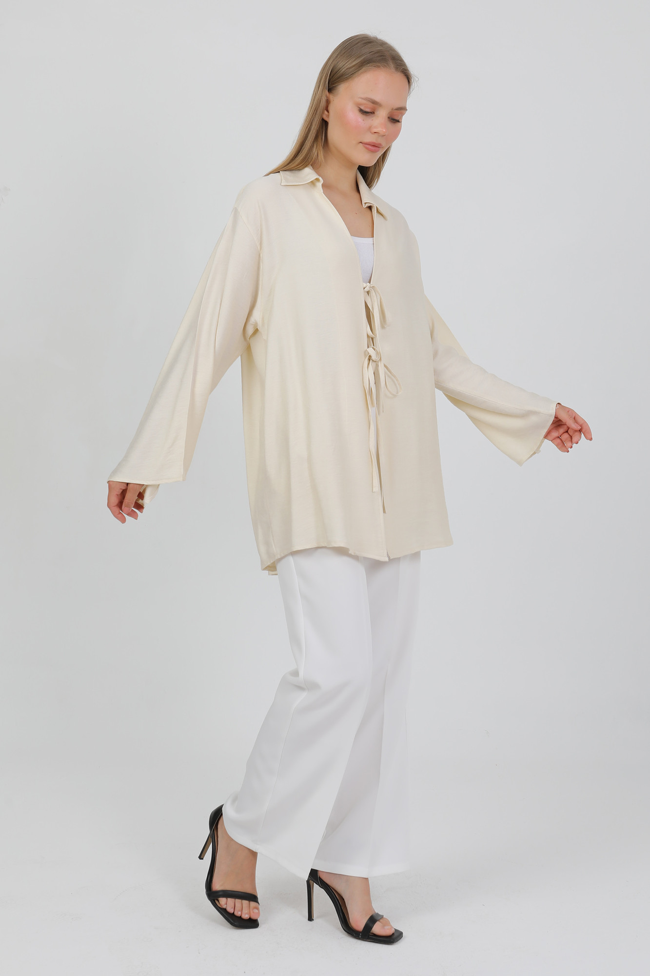 Doğal Viskon Kumaş Cepli Bağcıklı Kadın Kimono 1167 – Hafif, Dökümlü, Akışkan, Yazlık Model