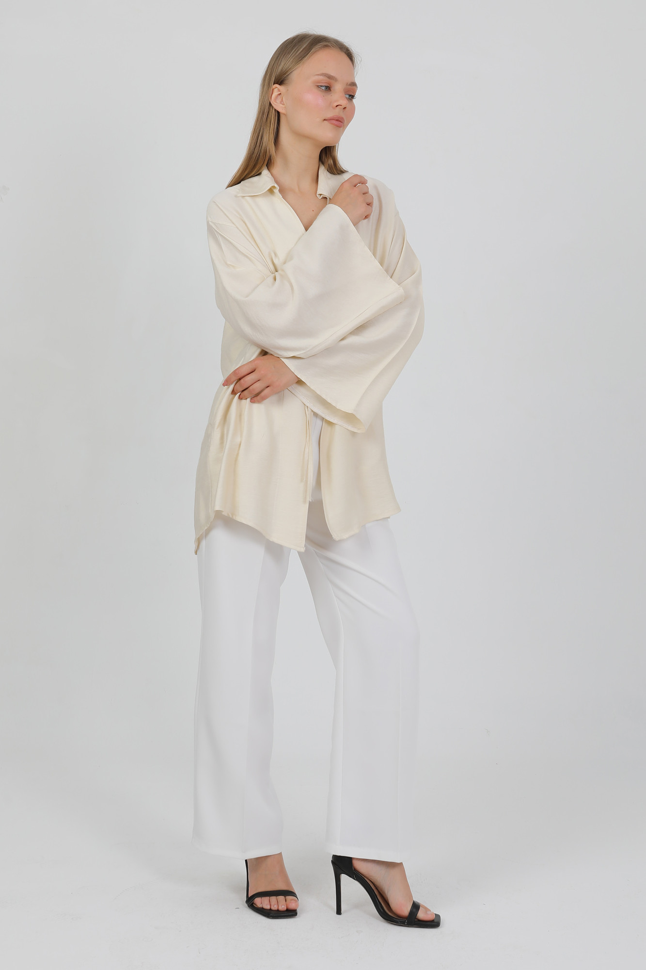 Doğal Viskon Kumaş Cepli Bağcıklı Kadın Kimono 1167 – Hafif, Dökümlü, Akışkan, Yazlık Model