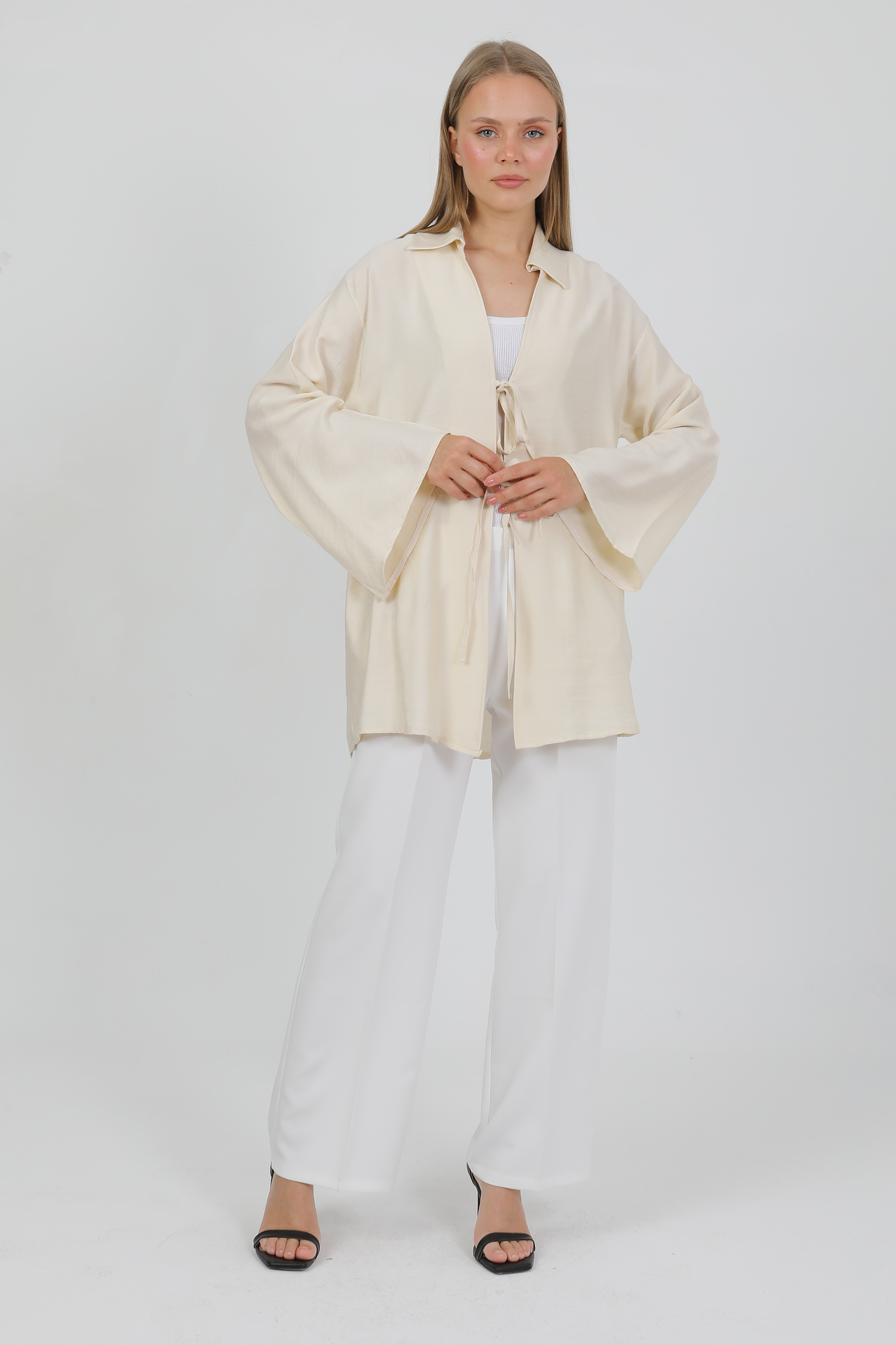 Doğal%20Viskon%20Kumaş%20Cepli%20Bağcıklı%20Kadın%20Kimono%201167%20–%20Hafif,%20Dökümlü,%20Akışkan,%20Yazlık%20Model