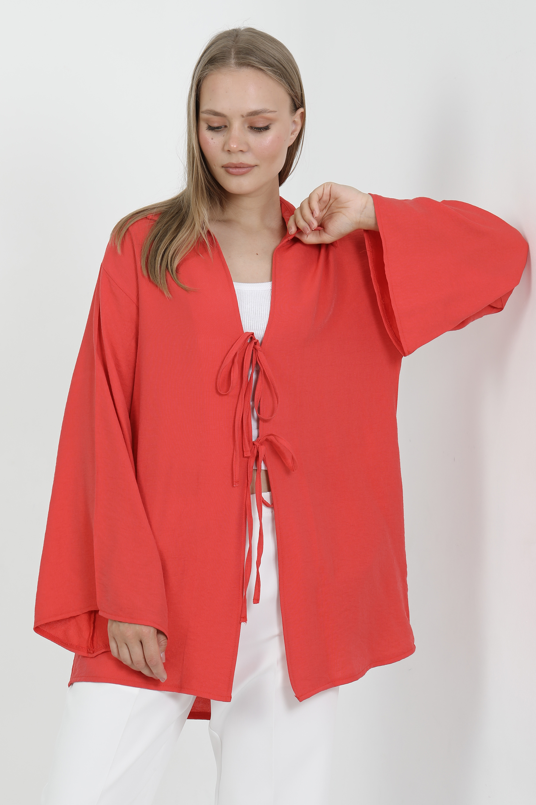 Doğal%20Viskon%20Kumaş%20Cepli%20Bağcıklı%20Kadın%20Kimono%201167%20–%20Hafif,%20Dökümlü,%20Akışkan,%20Yazlık%20Model