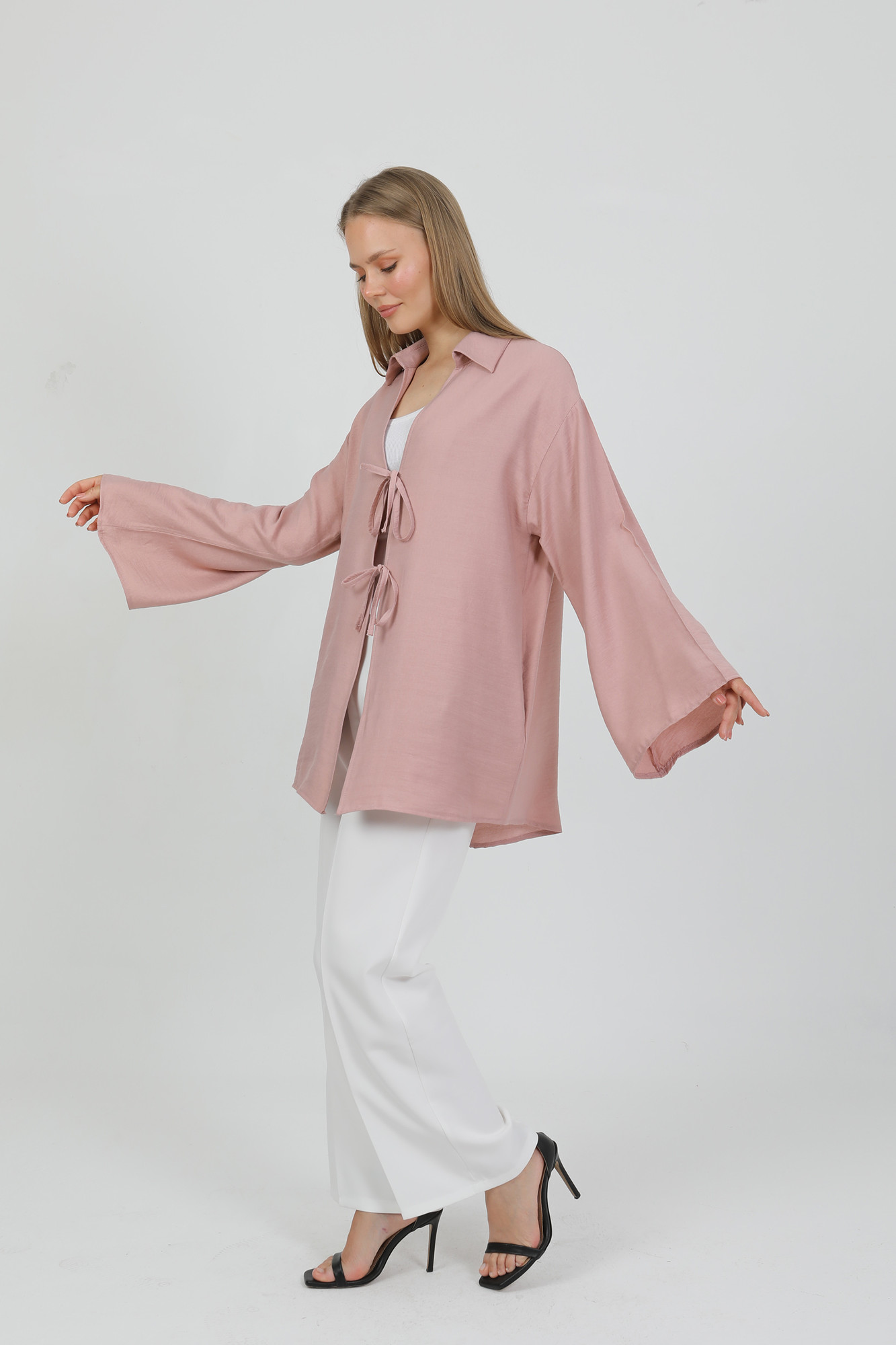 Doğal Viskon Kumaş Cepli Bağcıklı Kadın Kimono 1167 – Hafif, Dökümlü, Akışkan, Yazlık Model