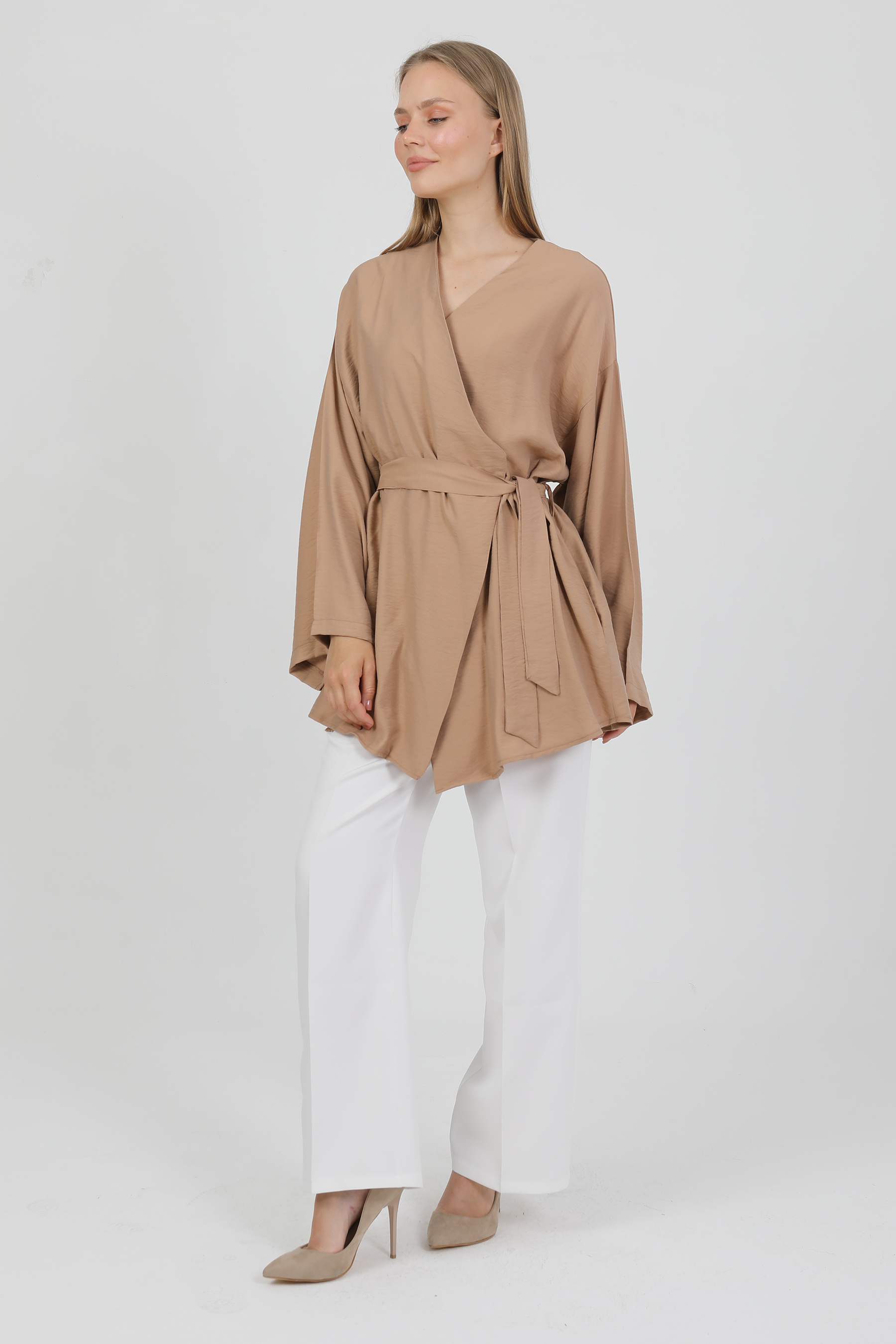 Doğal%20Viskon%20Kumaş%20Cepli%20Kemerli%20Kadın%20Kimono%201168%20–%20Yakasız,%20Hafif,%20Dökümlü,%20Yazlık%20Model