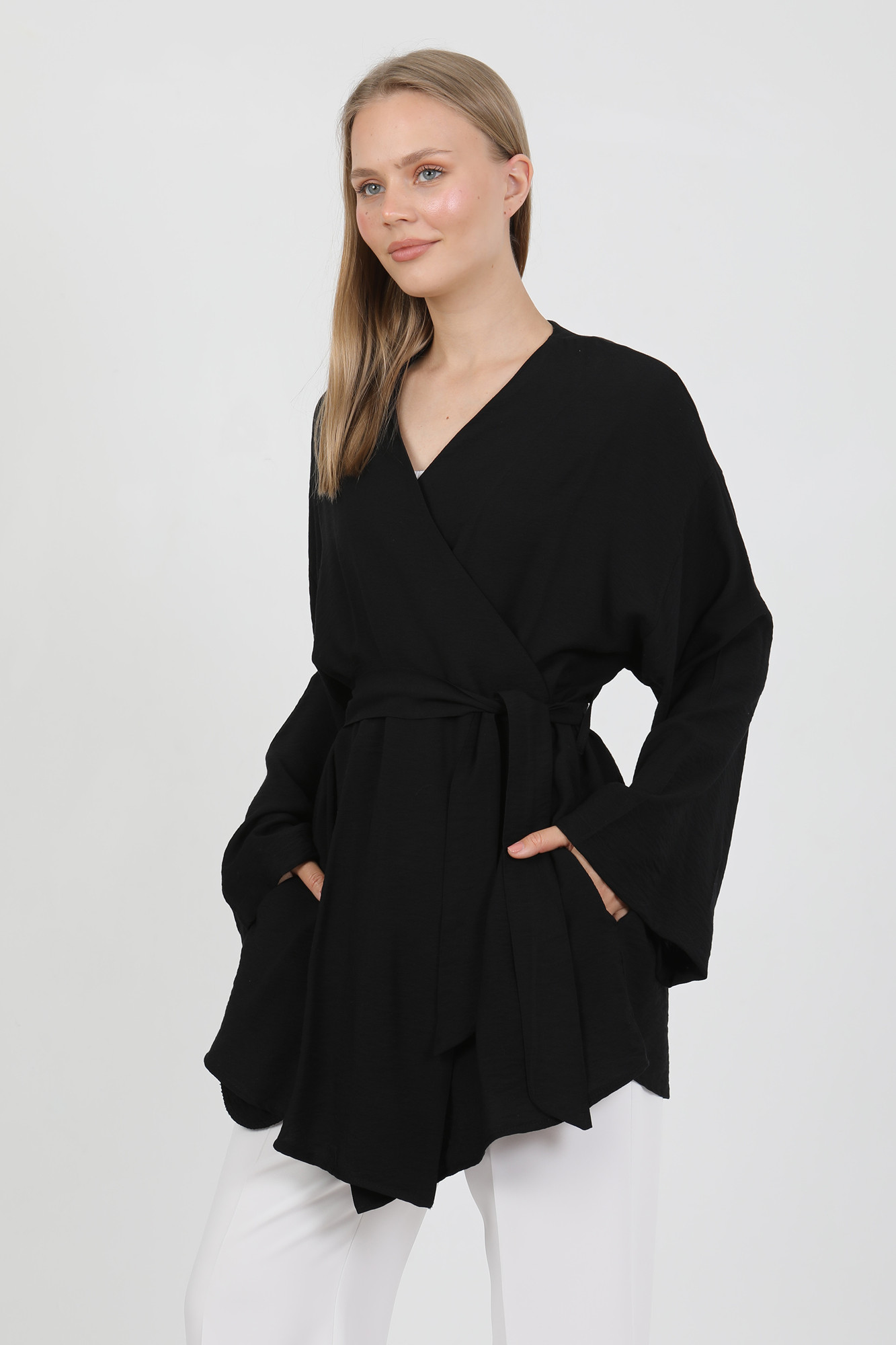 Doğal Viskon Kumaş Cepli Kemerli Kadın Kimono 1168 – Yakasız, Hafif, Dökümlü, Yazlık Model