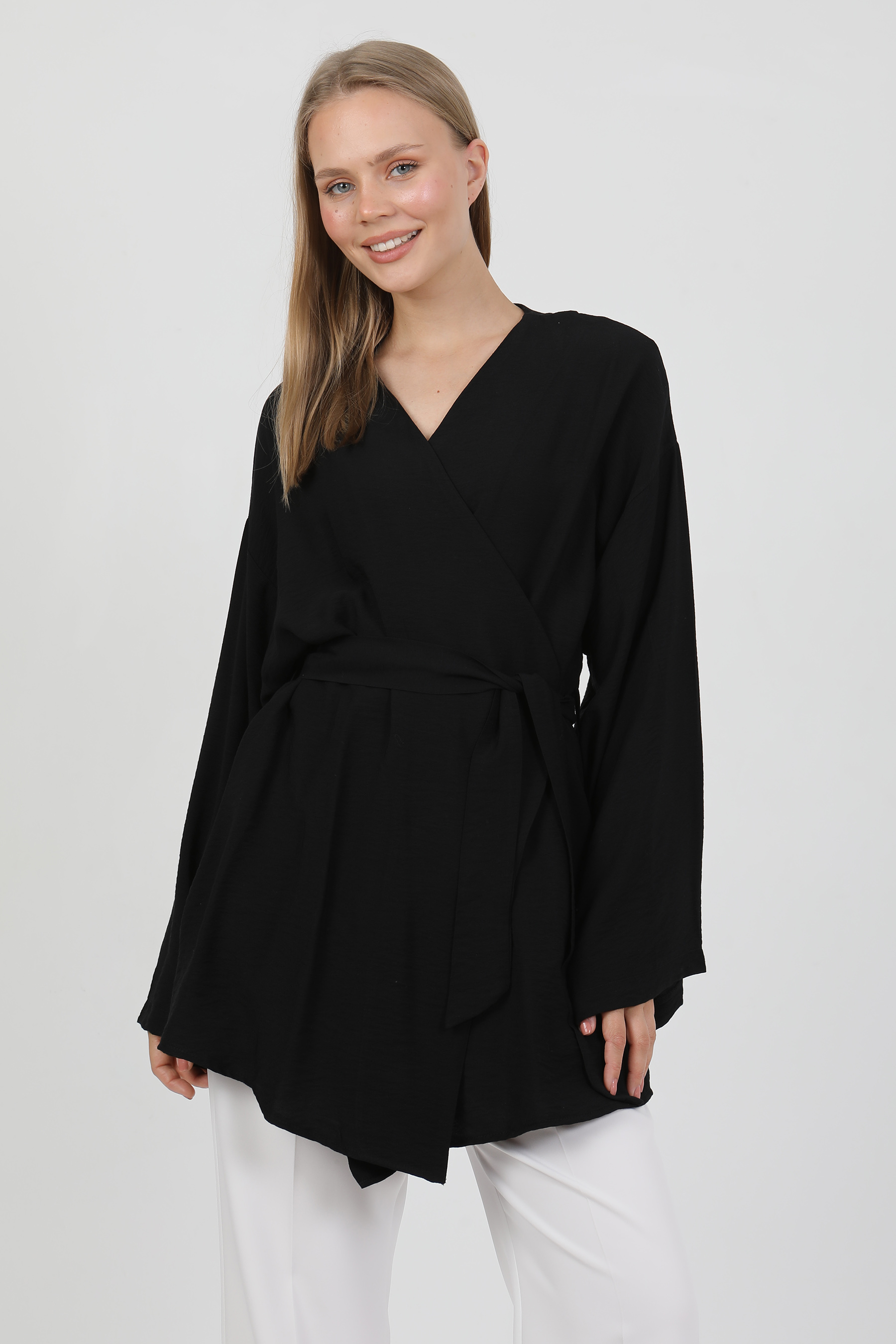 Doğal%20Viskon%20Kumaş%20Cepli%20Kemerli%20Kadın%20Kimono%201168%20–%20Yakasız,%20Hafif,%20Dökümlü,%20Yazlık%20Model