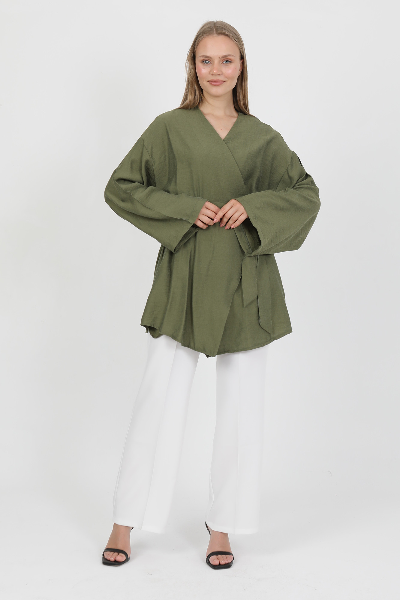 Doğal Viskon Kumaş Cepli Kemerli Kadın Kimono 1168 – Yakasız, Hafif, Dökümlü, Yazlık Model