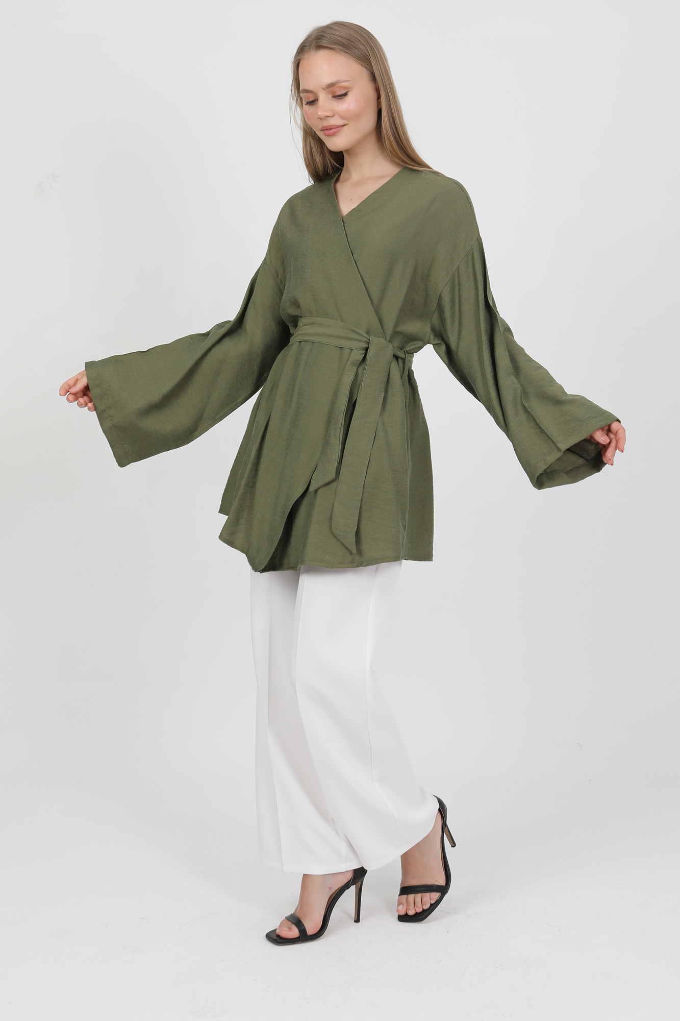 Doğal Viskon Kumaş Cepli Kemerli Kadın Kimono 1168 – Yakasız, Hafif, Dökümlü, Yazlık Model