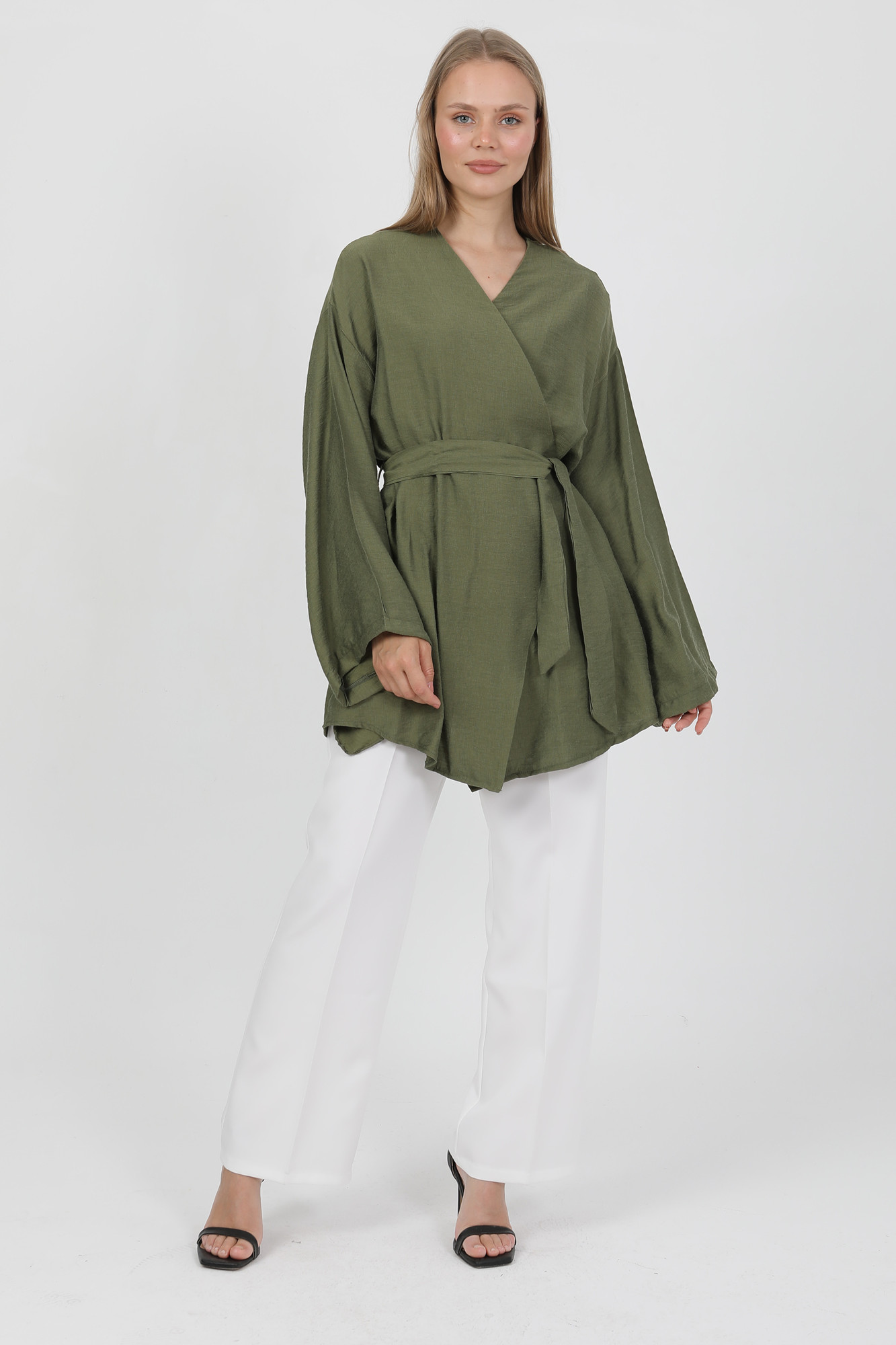 Doğal Viskon Kumaş Cepli Kemerli Kadın Kimono 1168 – Yakasız, Hafif, Dökümlü, Yazlık Model