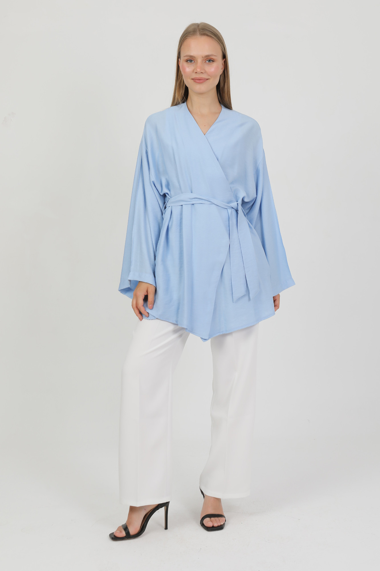 Doğal Viskon Kumaş Cepli Kemerli Kadın Kimono 1168 – Yakasız, Hafif, Dökümlü, Yazlık Model