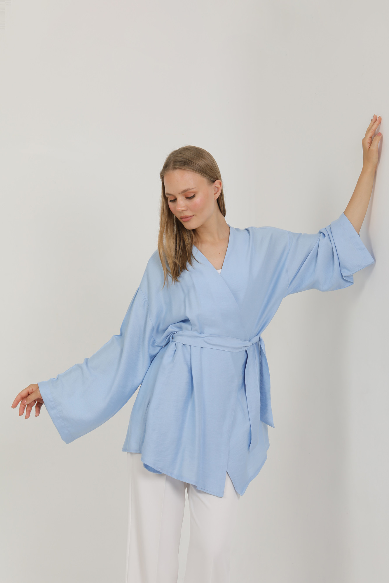 Doğal Viskon Kumaş Cepli Kemerli Kadın Kimono 1168 – Yakasız, Hafif, Dökümlü, Yazlık Model