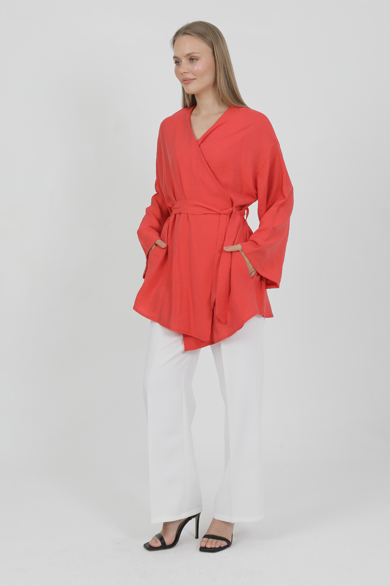 Doğal Viskon Kumaş Cepli Kemerli Kadın Kimono 1168 – Yakasız, Hafif, Dökümlü, Yazlık Model