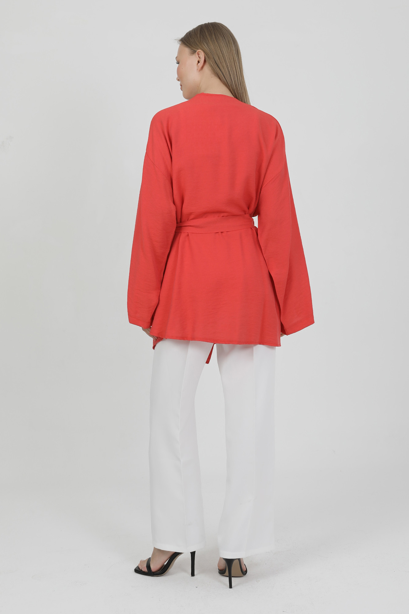 Doğal Viskon Kumaş Cepli Kemerli Kadın Kimono 1168 – Yakasız, Hafif, Dökümlü, Yazlık Model