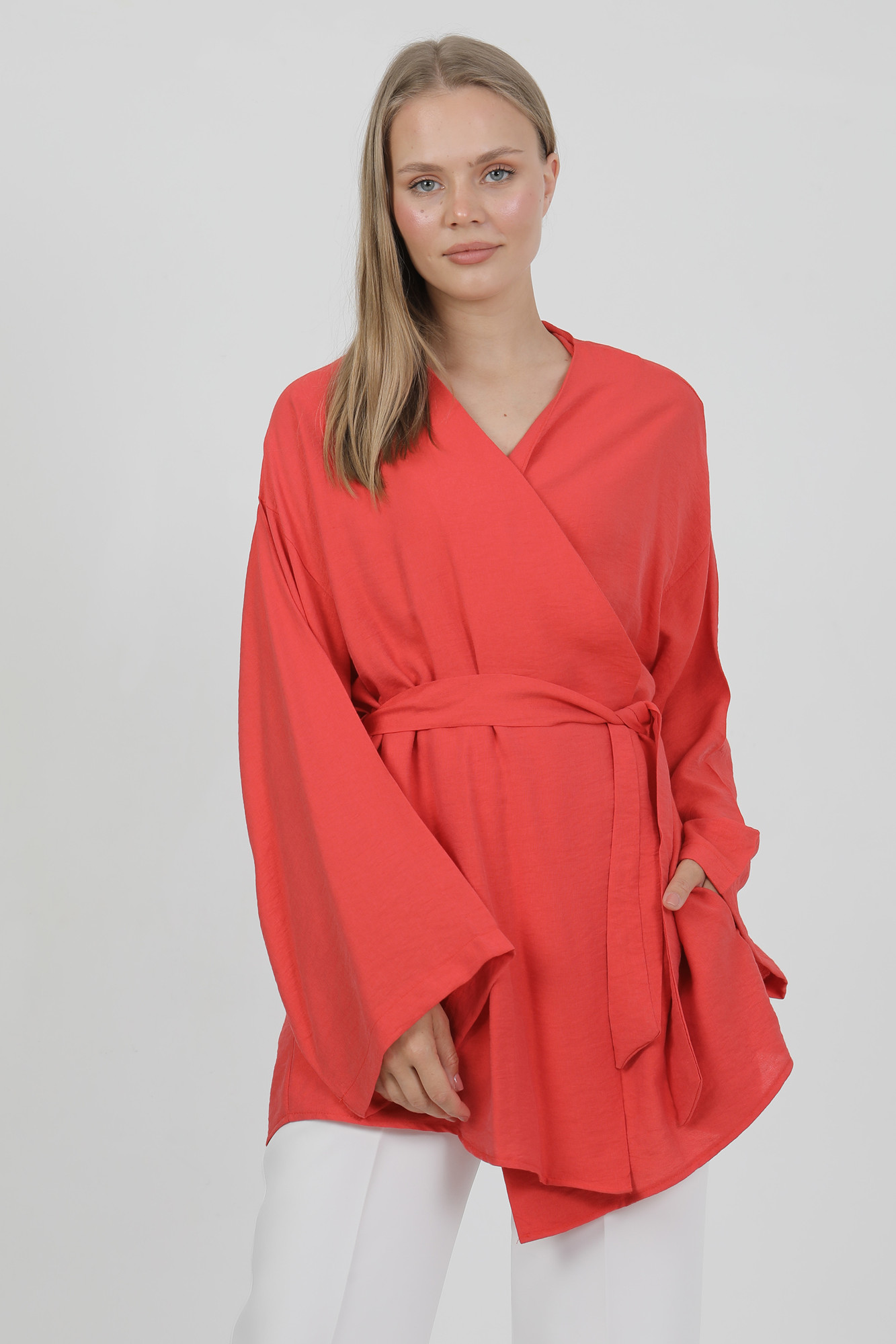 Doğal Viskon Kumaş Cepli Kemerli Kadın Kimono 1168 – Yakasız, Hafif, Dökümlü, Yazlık Model