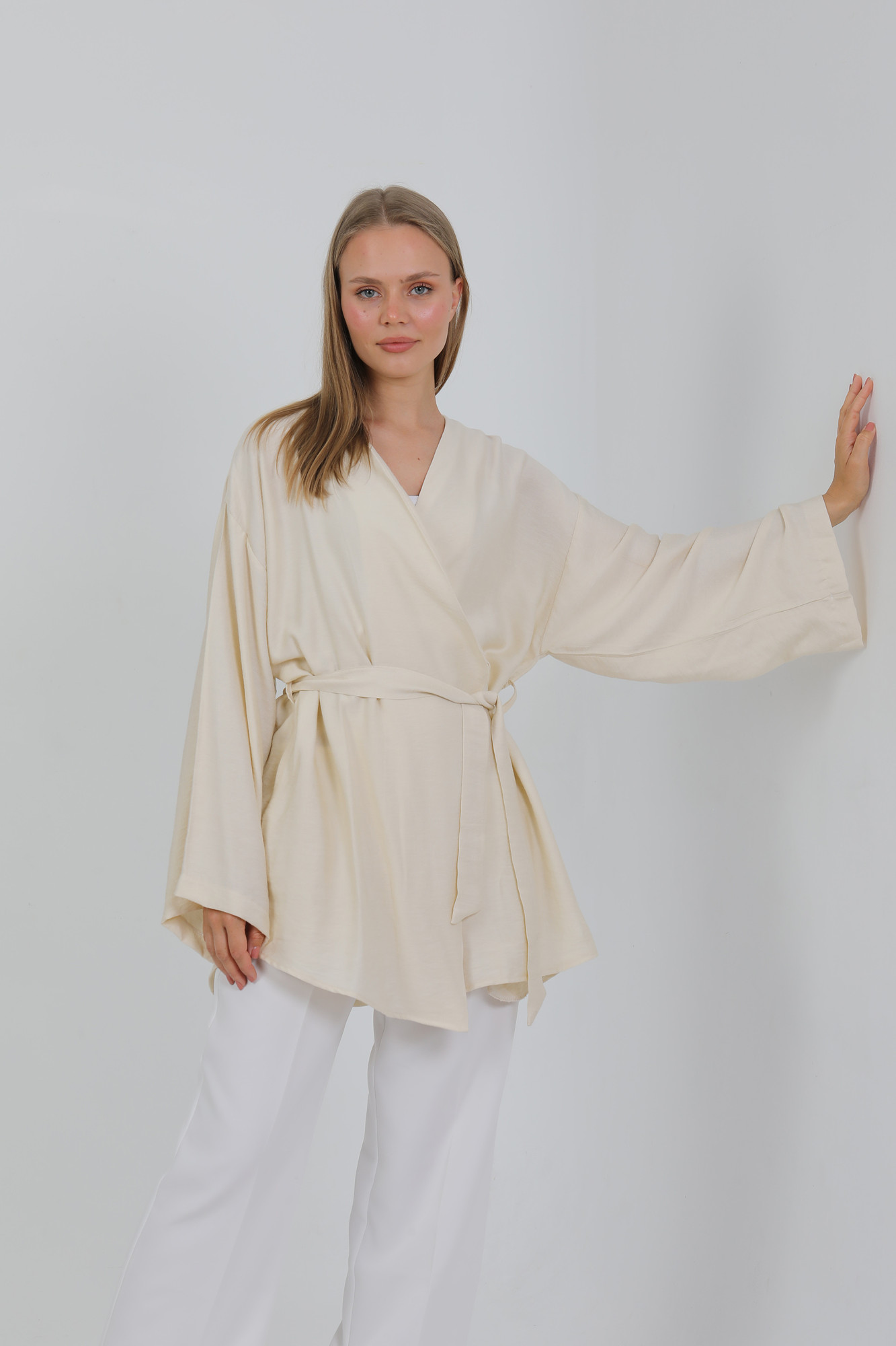 Doğal Viskon Kumaş Cepli Kemerli Kadın Kimono 1168 – Yakasız, Hafif, Dökümlü, Yazlık Model