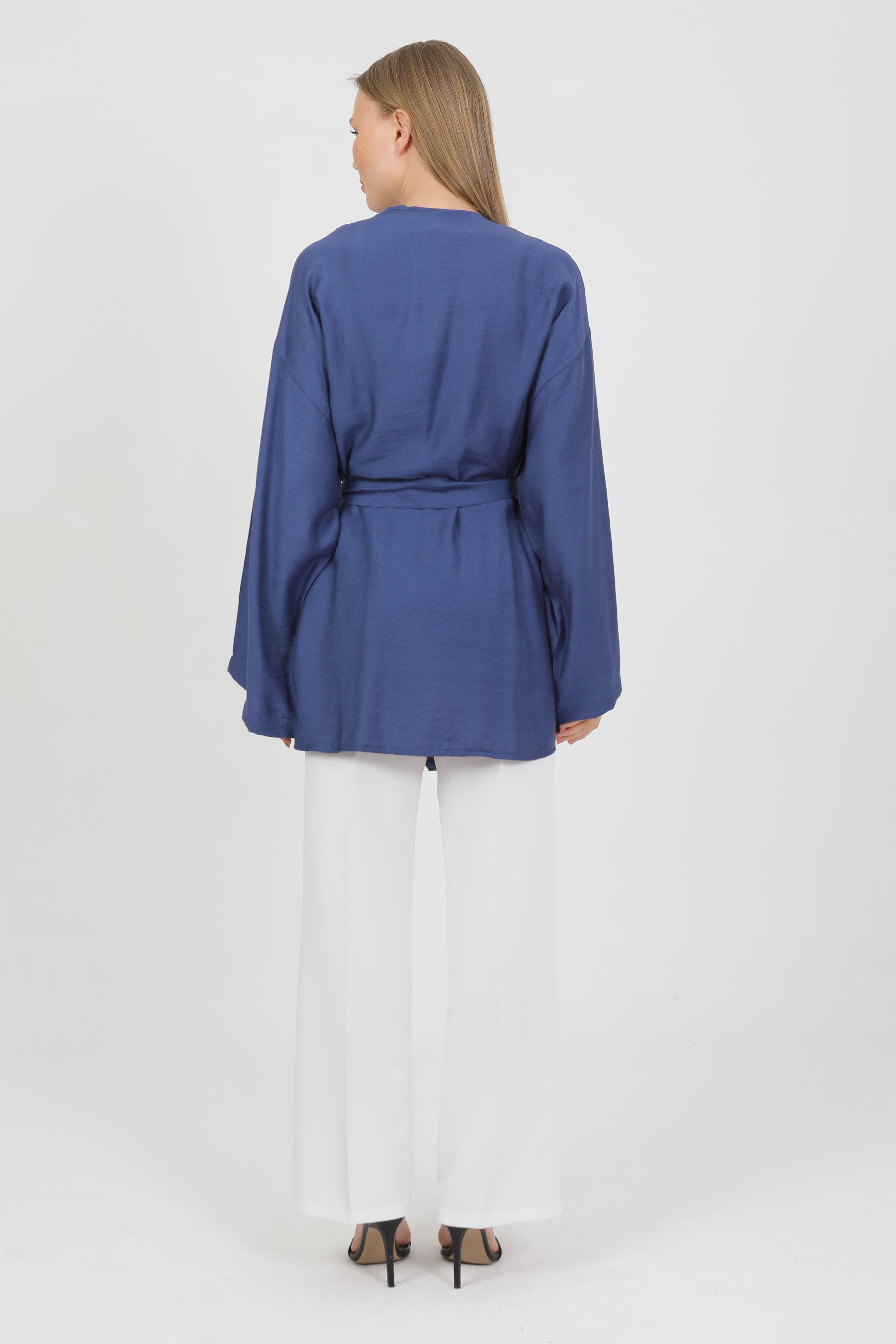 Doğal%20Viskon%20Kumaş%20Cepli%20Kemerli%20Kadın%20Kimono%201168%20–%20Yakasız,%20Hafif,%20Dökümlü,%20Yazlık%20Model