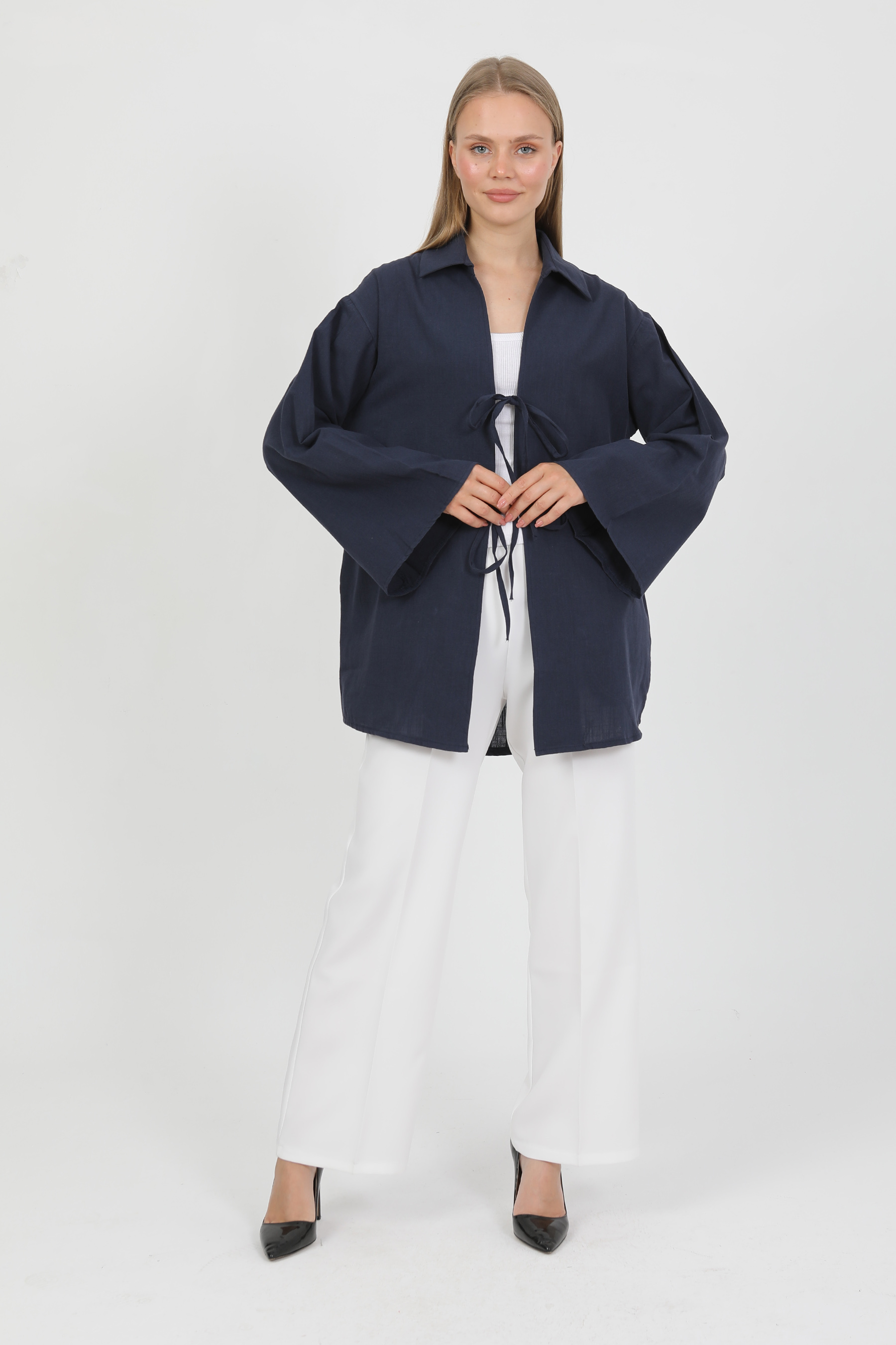 %100%20Pamuk%20Keten%20Cepli%20Bağcıklı%20Kadın%20Kimono%201165%20–%20Gömlek%20Yaka,%20Nefes%20Alan%20Kumaş