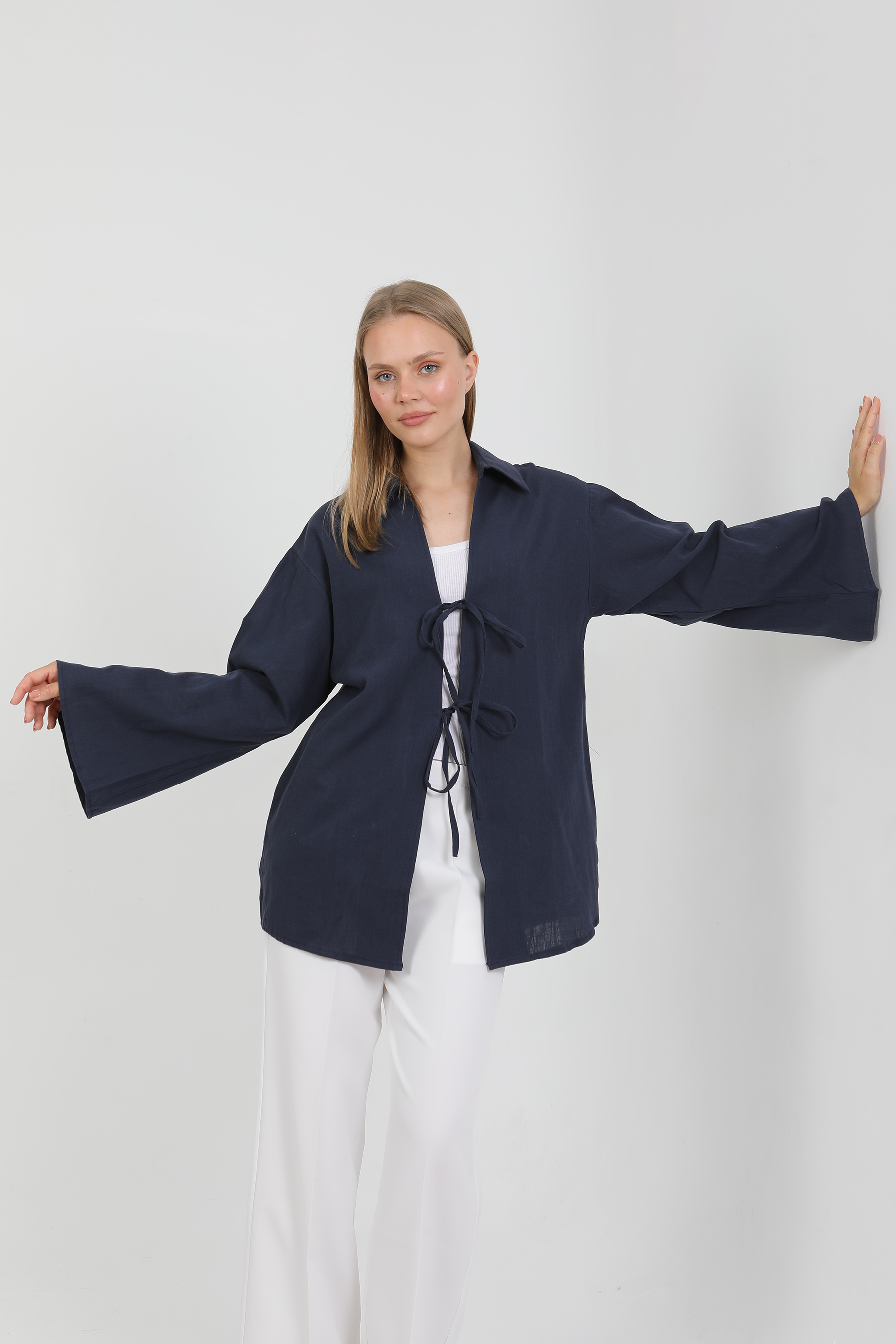 %100%20Pamuk%20Keten%20Cepli%20Bağcıklı%20Kadın%20Kimono%201165%20–%20Gömlek%20Yaka,%20Nefes%20Alan%20Kumaş