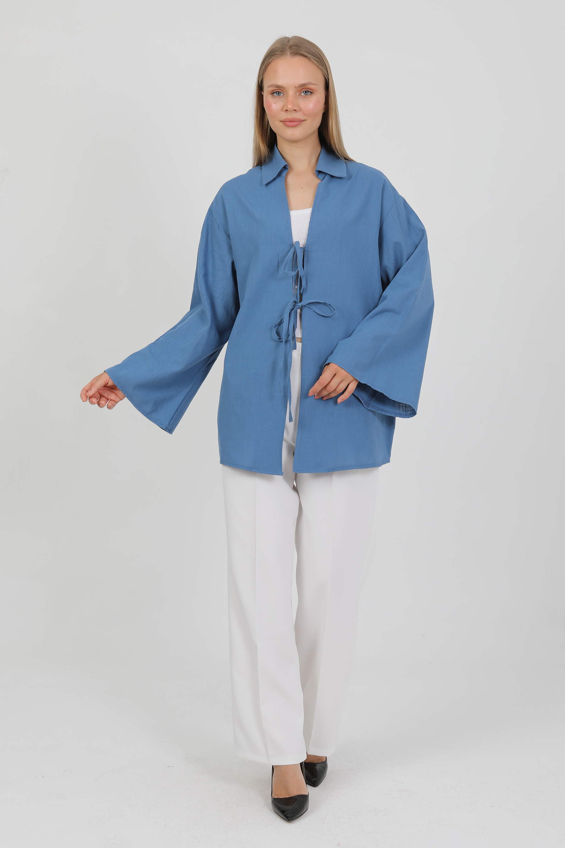 %100%20Pamuk%20Keten%20Cepli%20Bağcıklı%20Kadın%20Kimono%201165%20–%20Gömlek%20Yaka,%20Nefes%20Alan%20Kumaş