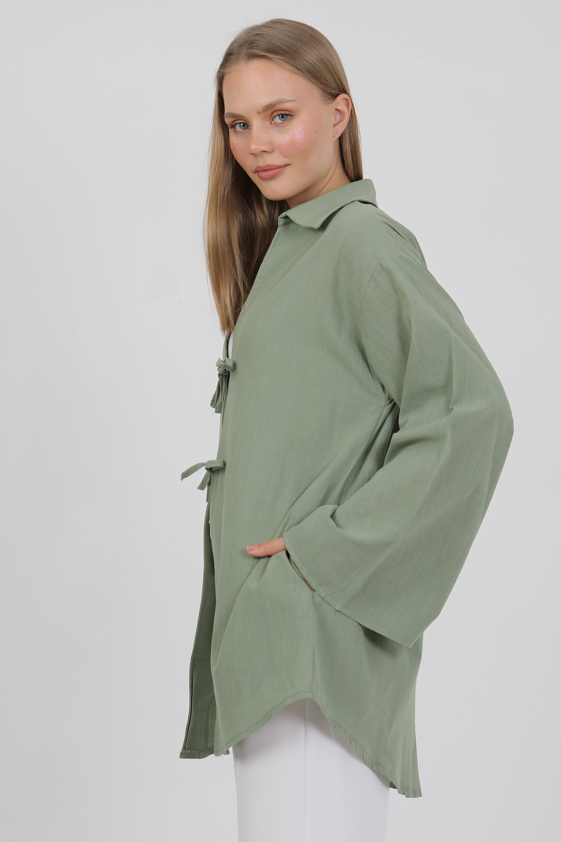 %100%20Pamuk%20Keten%20Cepli%20Bağcıklı%20Kadın%20Kimono%201165%20–%20Gömlek%20Yaka,%20Nefes%20Alan%20Kumaş