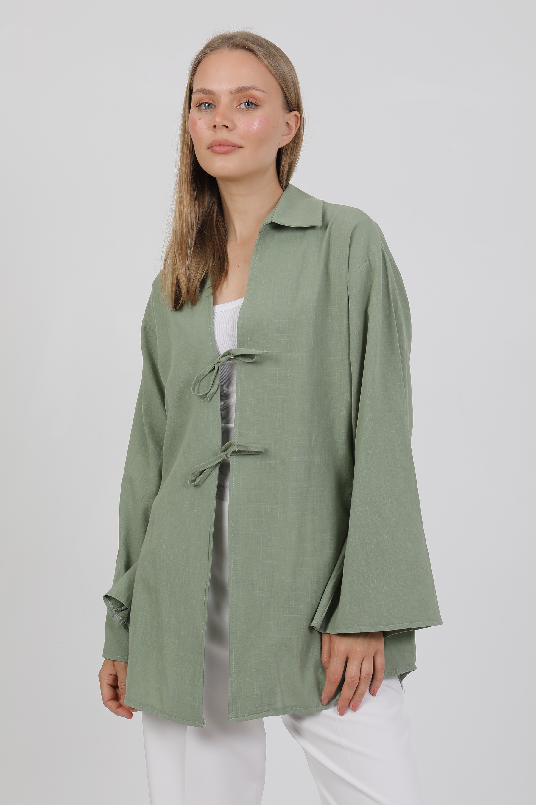 %100%20Pamuk%20Keten%20Cepli%20Bağcıklı%20Kadın%20Kimono%201165%20–%20Gömlek%20Yaka,%20Nefes%20Alan%20Kumaş