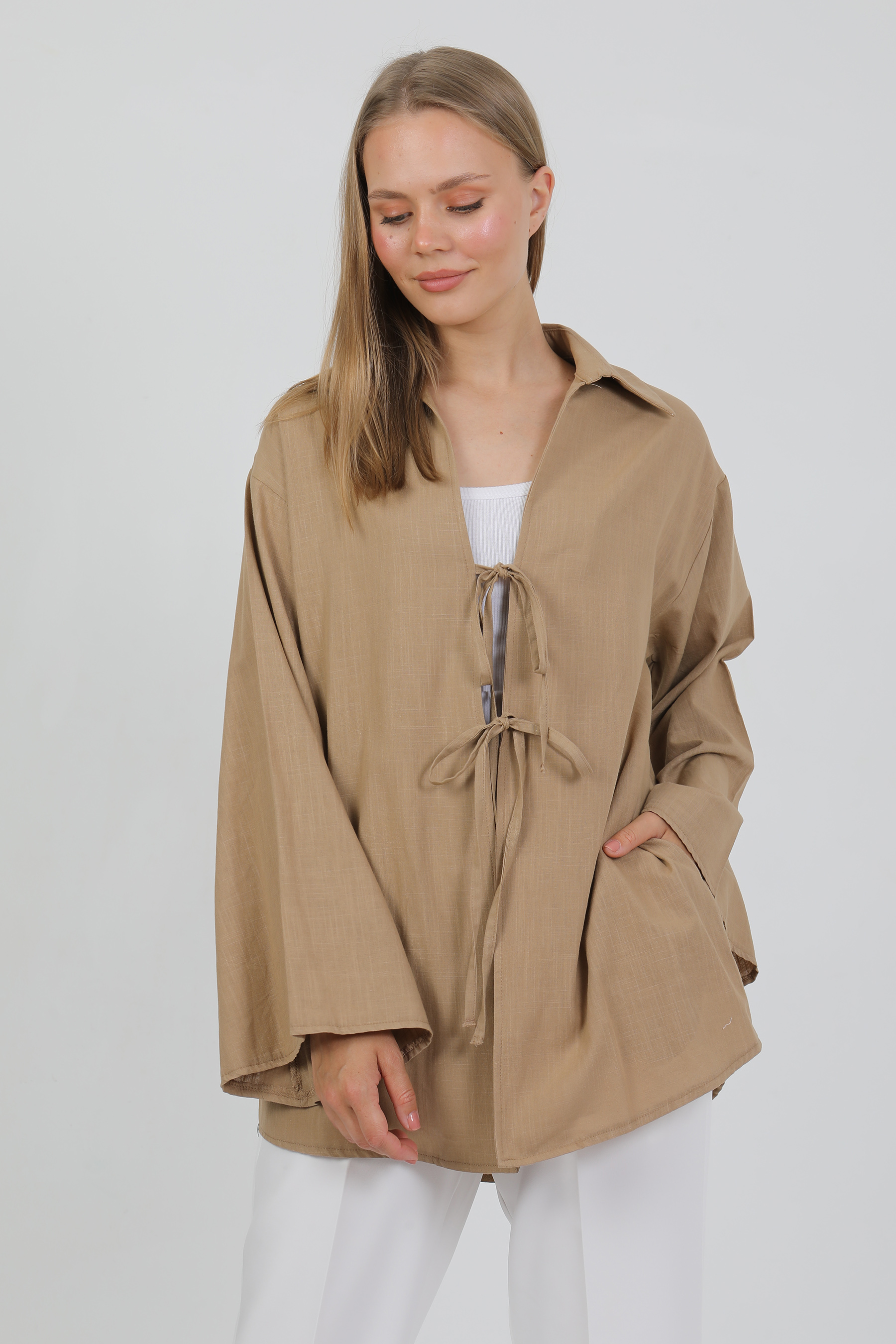 %100%20Pamuk%20Keten%20Cepli%20Bağcıklı%20Kadın%20Kimono%201165%20–%20Gömlek%20Yaka,%20Nefes%20Alan%20Kumaş