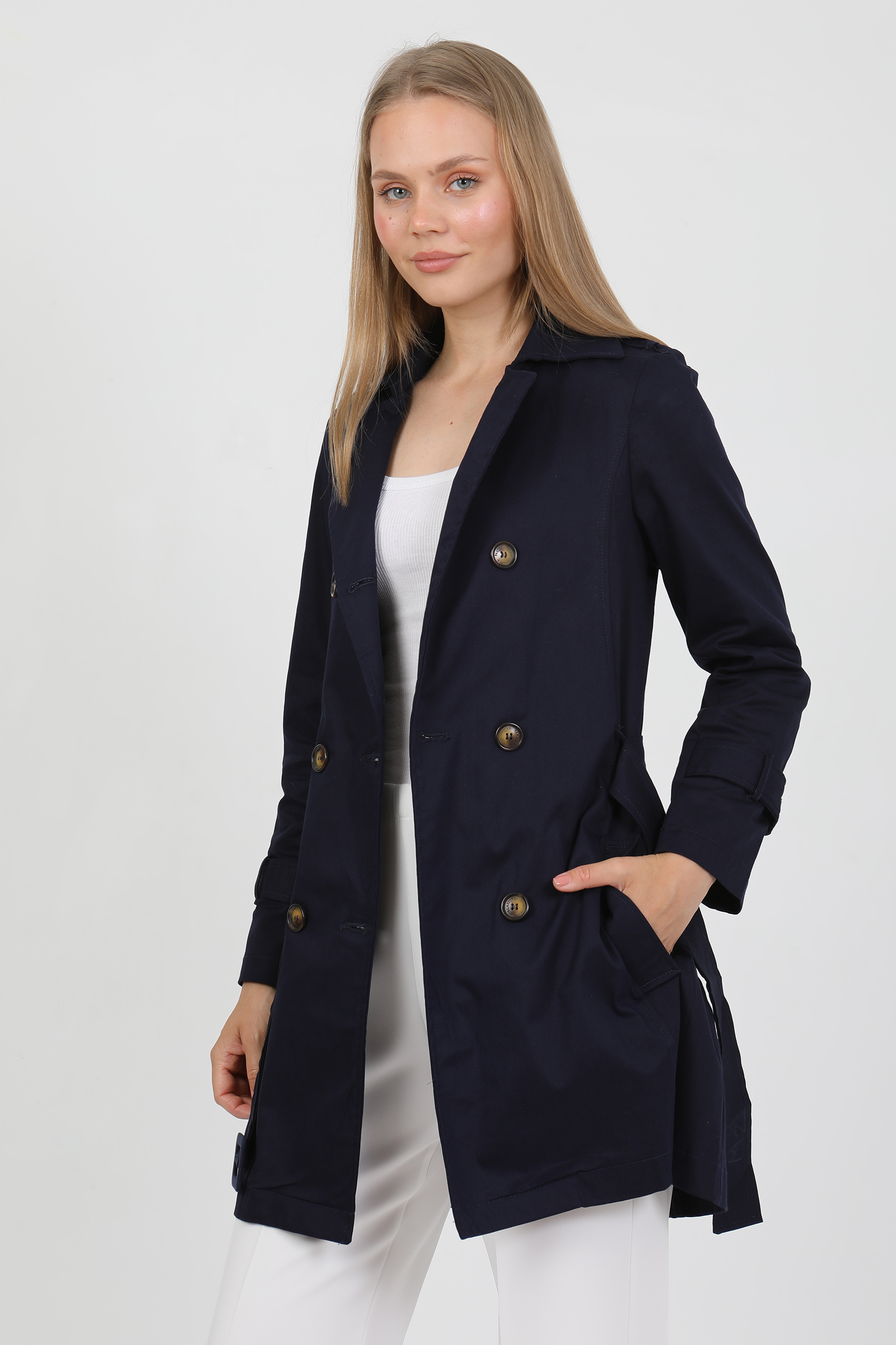 Pastelastore Esnek Pamuk Gabardin Kısa (80cm) Omuz Apoletli Kemerli Kadın Trençkot 1120