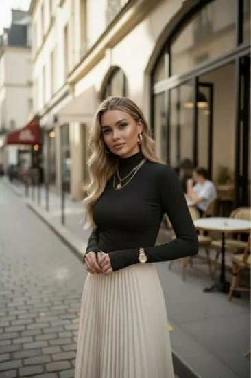 Parmak Geçmeli Kadın Body