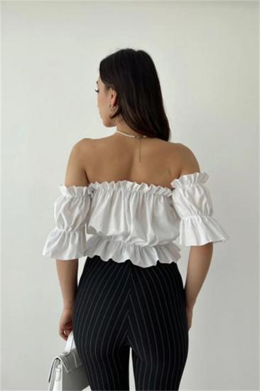 Madonna Yaka Kadın Bluz – Lastik Detaylı